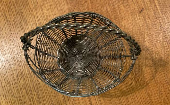 Silvered Metal ORNAMENTAL WOVEN BASKET with HANDLE.