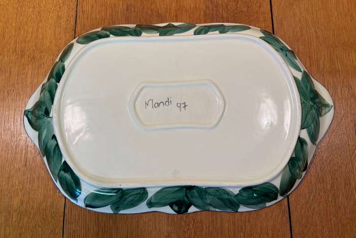 PLATTER/SANDWICH HANDLES MEDIUM  FLOWERS BLUE AND YELLOW FLORAL