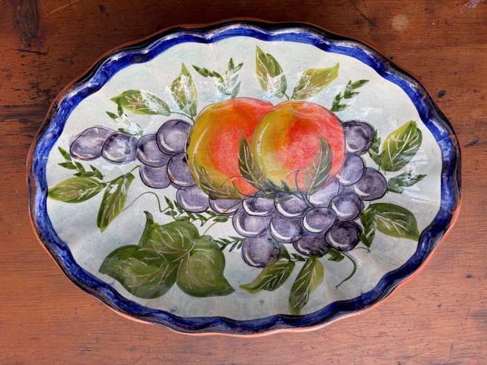 FRUIT BOWL SCALLOPED SMALL - FRUIT DECORATION - PORTUGESE -  PRETTY!!!!