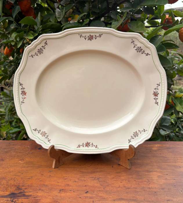 PLATTER  LARGE ALFRED MEAKIN MADE in ENGLAND FLOWERS FLORAL GILT SPRIGS