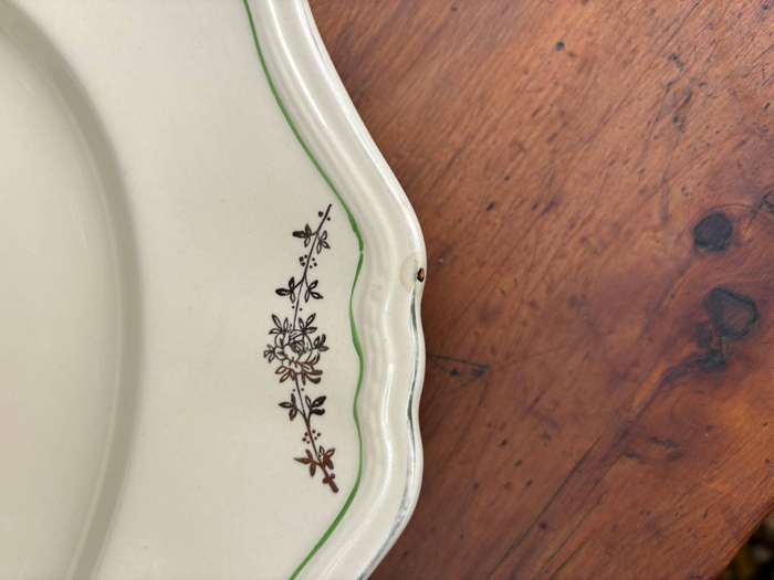 PLATTER  LARGE ALFRED MEAKIN MADE in ENGLAND FLOWERS FLORAL GILT SPRIGS