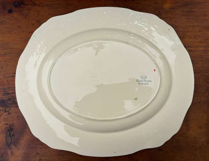 PLATTER  LARGE ALFRED MEAKIN MADE in ENGLAND FLOWERS FLORAL GILT SPRIGS