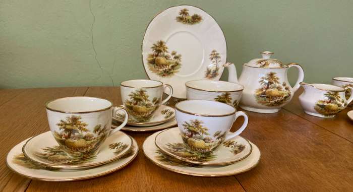 ALFRED MEAKIN TEA SET - 6 x TRIO`s, CREAMER, SUGAR, TEAPOT, CAKE PLATE - "The Hayride" - STUNNING!!!