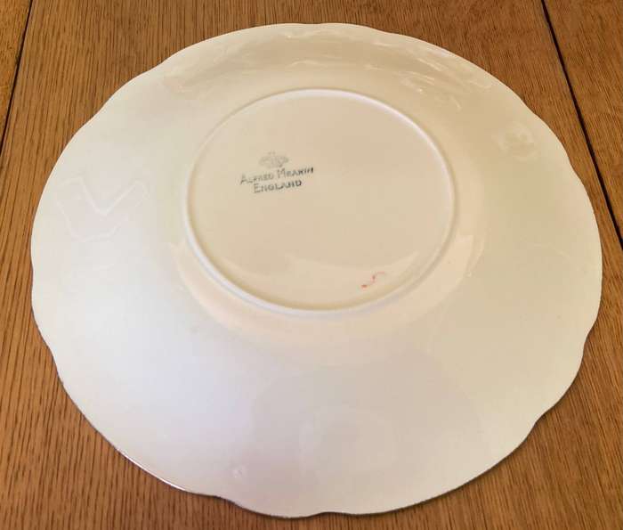 ALFRED MEAKIN TEA SET - 6 x TRIO`s, CREAMER, SUGAR, TEAPOT, CAKE PLATE - "The Hayride" - STUNNING!!!