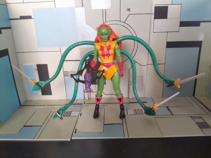 Masters of the Universe Classics Octavia -  Loose Figures With Accessories