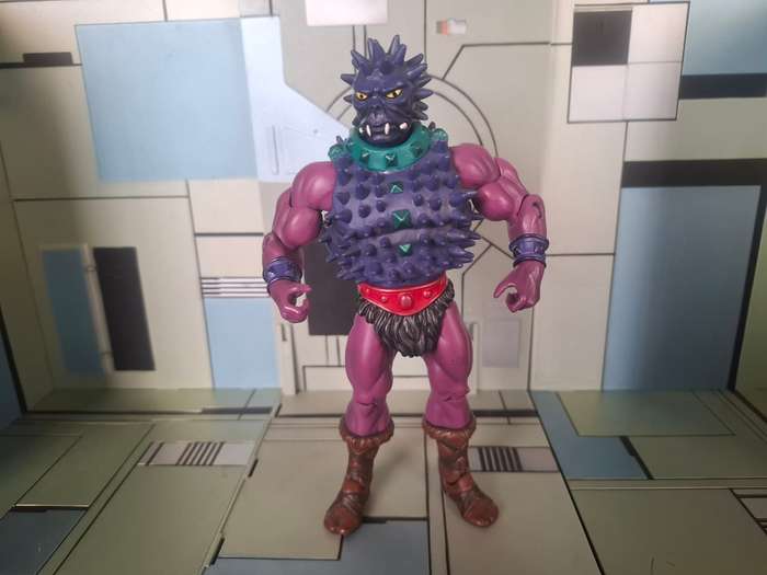 Masters of the Universe Classics Spikor  Loose Figures With Accesories