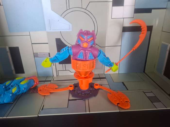 Masters of the Universe Classics Twistoid  Loose Figures With Accessories