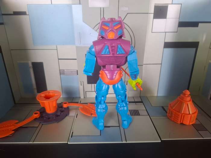 Masters of the Universe Classics Twistoid  Loose Figures With Accessories
