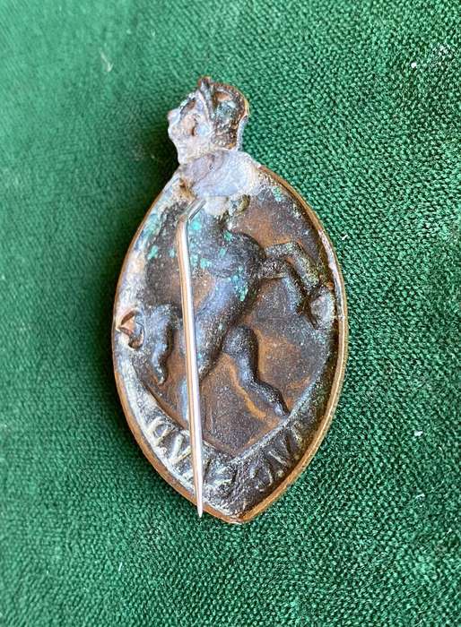 SA VETERINARY CORPS,BRASS CAP BADGE-WORN 1926-1946-Z TYPE-SLIDER (REPLACED)