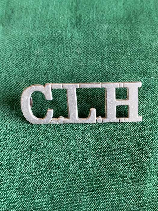 CAPE LIGHT HORSE TITLE-WORN 1909-1929-WHITE METAL- 2 LUGS