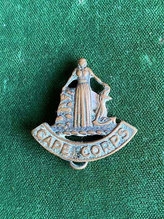 CAPE CORPS BRASS CAP BADGE-ONE LUG
