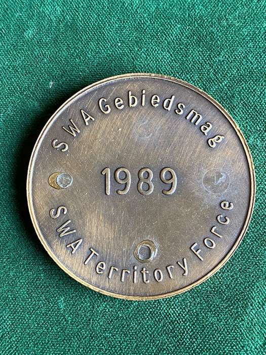 DISBANDMENT OF SWATF APRIL 1989-ALL PERSONNEL-MEDALLION-DIAMETER 50MM-BRONZE