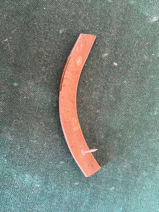 2 SA INFANTRY METAL SHOULDER TITLE-ONE PIN MISSING