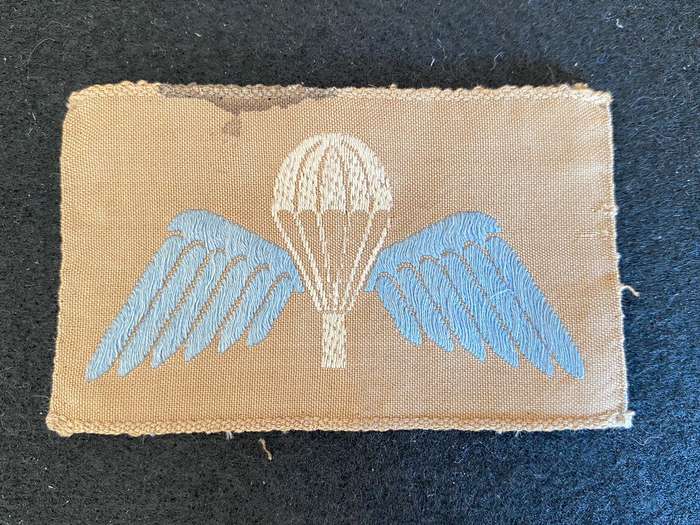 AUSTRALIAN ARMY PARACHUTE WINGS FOR SUMMER DRESS