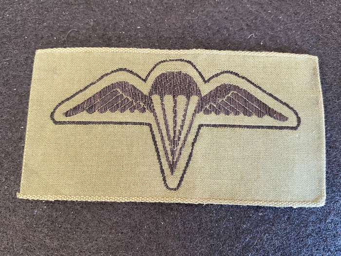 AUSTRALIAN PARCHUTE WING