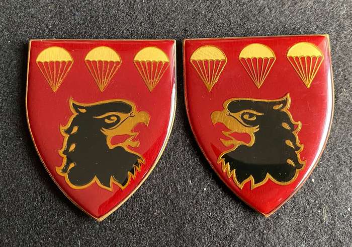 3 PARACHUTE FLASH PAIR - NO PINS