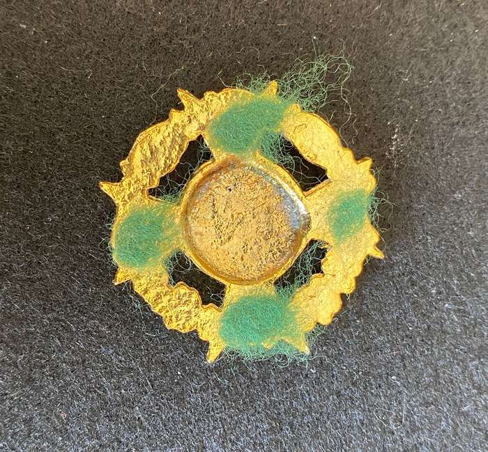 RHODESIAN CORPS OF CHAPLAIN'S CAP BADGE- NO LUGS