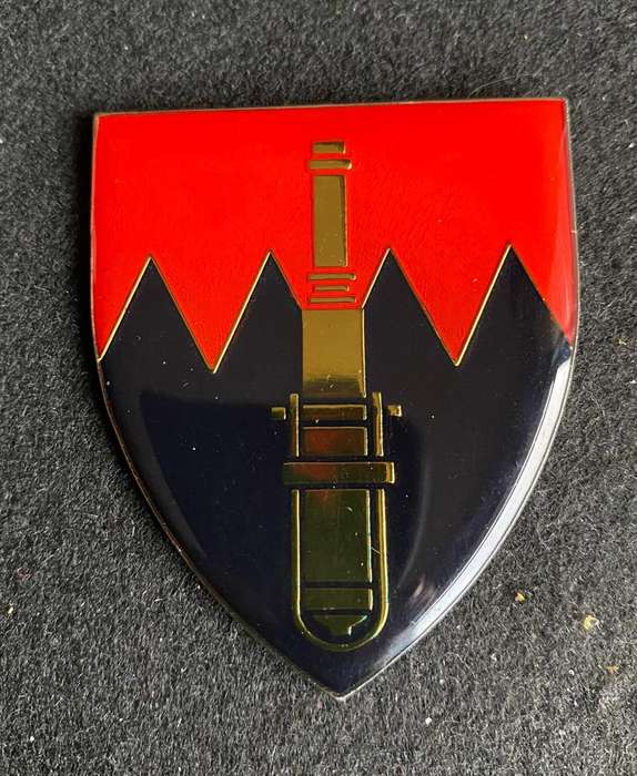 26 FIELD REGIMENT FLASH- NO PINS