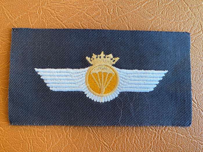 SPANISH PRE 1977 SERIES PARA WING