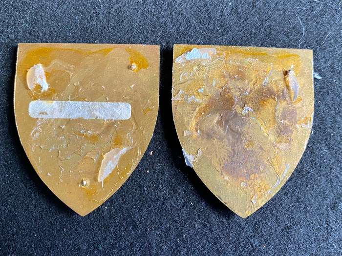 LICHTENBURG COMMANDO FLASH PAIR- NO PINS