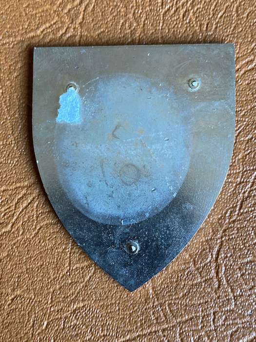 INSELE COMMANDO (CORRECT WHITE BACK TYPE) NO PINS- OWEN NO F1167