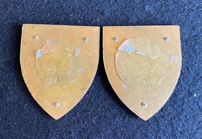 PORT ELIZABETH COMMANDO FLASH PAIR- NO PINS
