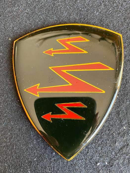 BOTSWANA COMBAT ENGINEERS LARGE FLASH- OWEN NO F1054- NO PINS
