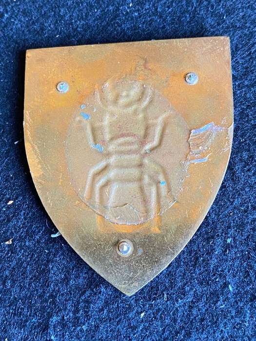 1 CONSTRUCTION REGT. MAROON TYPE-2ND ISSUE FLASH- NO PINS