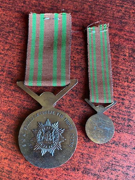 SWA POLICE MEDAL FOR FAITHFUL SERVICE 1981-FULL SIZE + MINIATURE