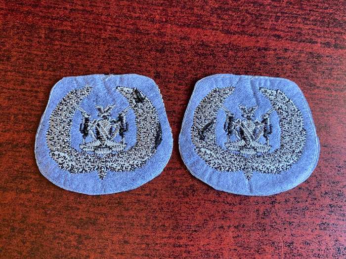 NAMIBIA DEFENCE FORCE WO 1 RANK BADGES FORMATION S/MAJ.