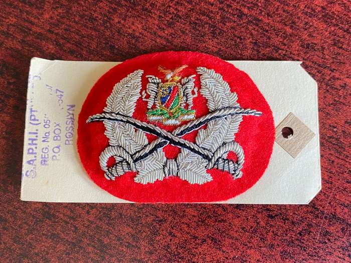 NAMIBIA DEFENCE FORCE COLONELS CAP BADGE