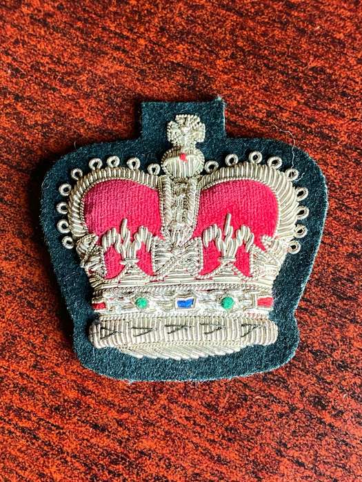 BRITISH ARMY WO CLASS 2 RANK BADGE FOR LIGHT INFANTRY