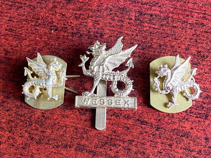 WESSEY BRIGADE CAP AND COLLARS