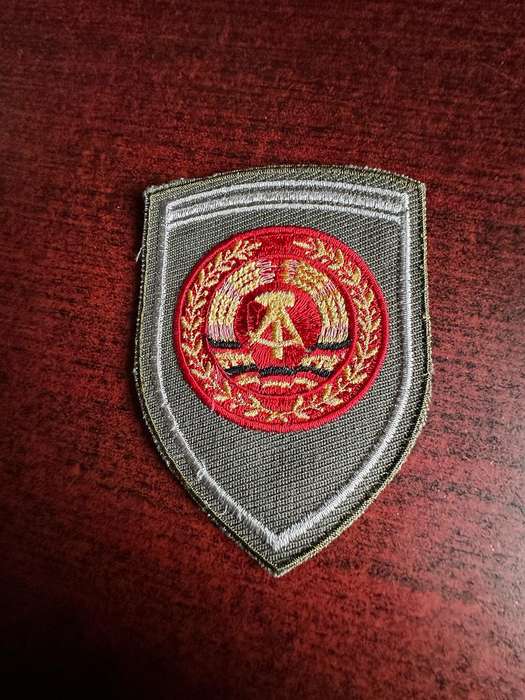 EAST GERMAN NATIONAL PEOPLES ARMY (NVA) PATCH-WORN 1956-1990