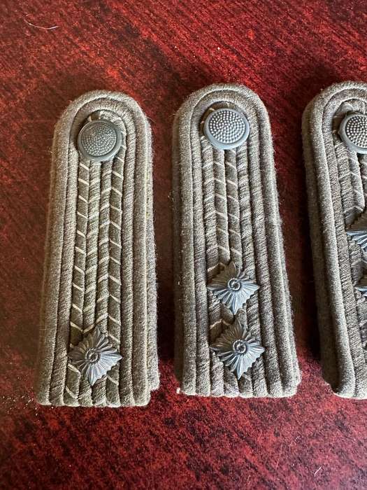 EAST GERMAN RANK BOARDS OF THE NVA FORMED MARCH 1956-THE RANKS INITIALLY RESEMBLED THOSE OF THE WEHR