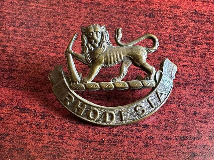 Rhodesia General corps cap badge. 1940's-1950's.