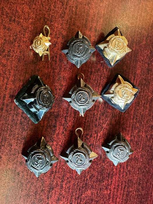 Selection of 9 Rhodesian ranks.