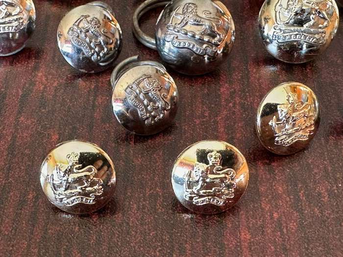 Rhodesia staff corps buttons. Diameter 15 and 19 mm. 15 In total.
