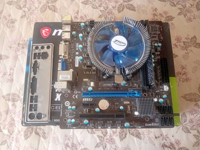 A55M-P33 motherboard + cpu + 8Gb RAM