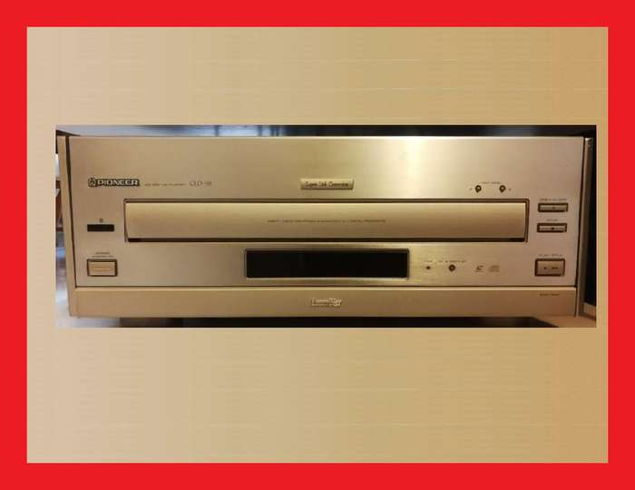 Pioneer LaserDisc Player Model CLD-98