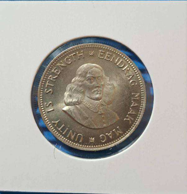 *** 1961 - SA SILVER DECIMAL 20 CENT IN MYLAR #18 - GREAT CONDITION ***