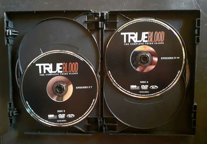 True Blood - The Complete Third Season (6 DVD Set)