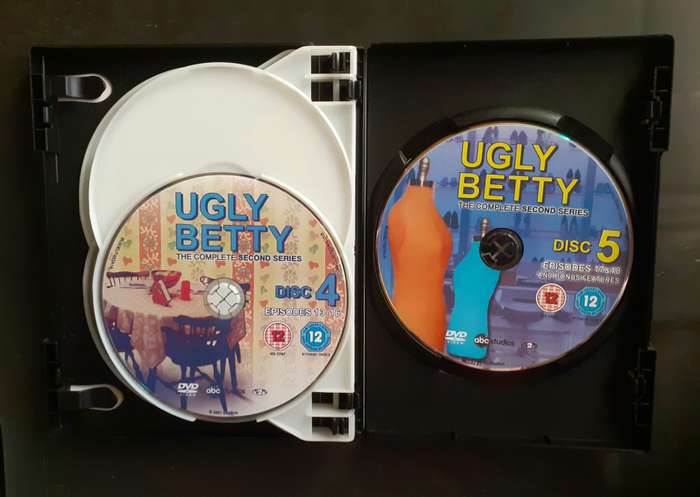 Ugly Betty - The Complete Second Season (5 DVD Set)