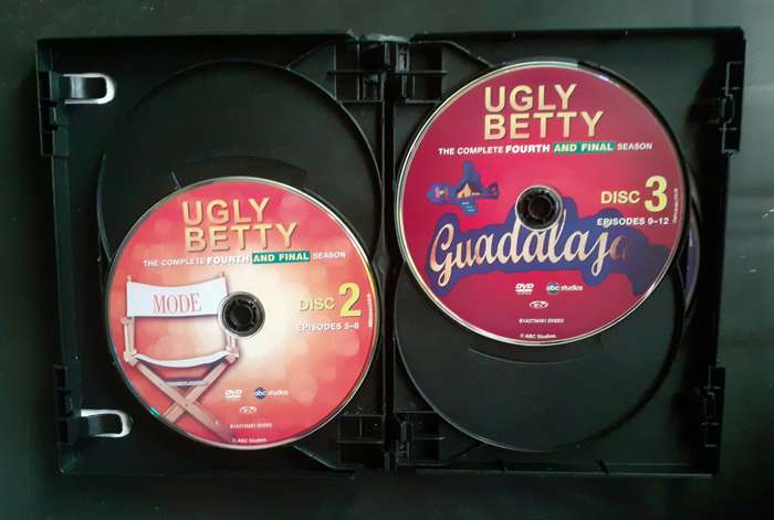 Ugly Betty - The Complete Fourth Season (5 DVD Set)
