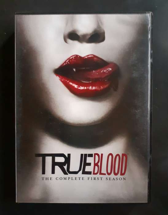 True Blood - The Complete First Season (5 DVD Set)