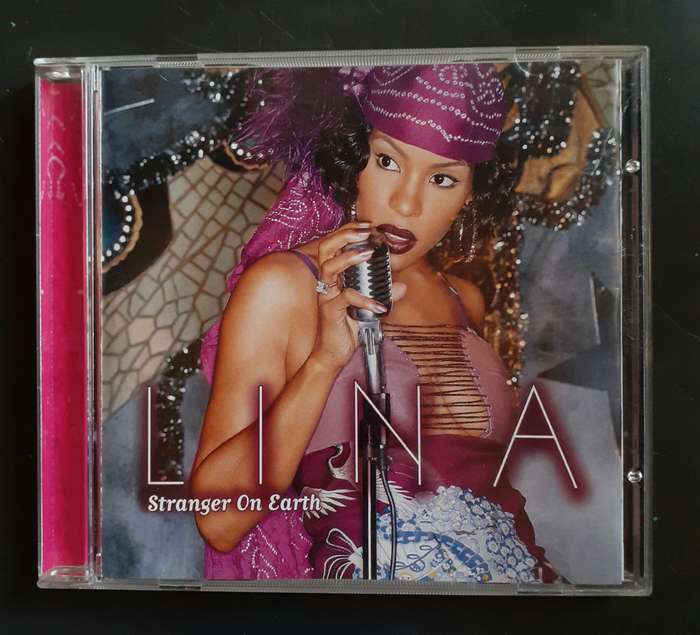 Lina - Stranger on Earth (CD)