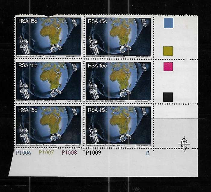 South Africa - 1975 Satellite Communication Control Block of 6 Stamps MNH
