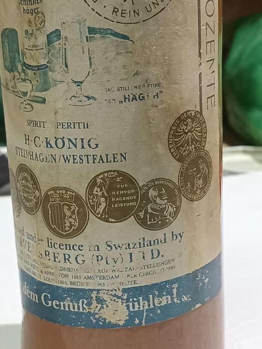 OLD BOTTLE{ SCHINKEN HAGER}