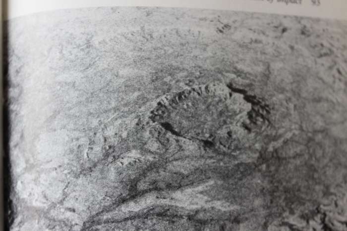 THE COSMIC SERPENT by Victor Clube and Bill Napier. (A giant comet)