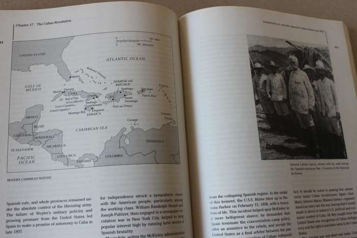 A HISTORY OF LATIN AMERICA. Benjamin Keen. Fourth Edition.